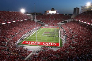 开云体育官方下载-勇士那几记三分太狠了，库里依旧是信仰，勇士队库里三分