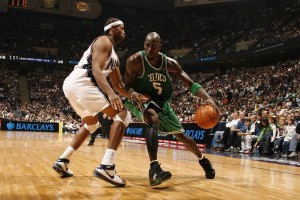 开云官网-切尔西与巴黎进行多项转会谈判，球员流动激烈，切尔西与巴黎进行多项转会谈判,球员流动激烈